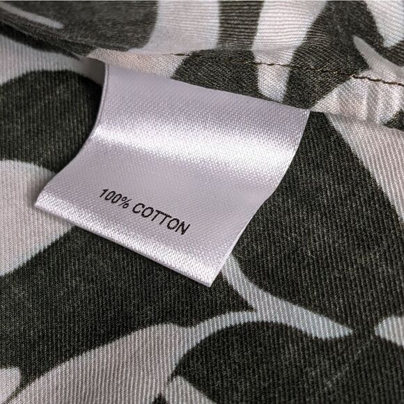 Tucker The Jane Top Forest Figi Floral in Light Weight Cotton - Picture 6 of 9